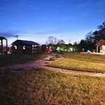 Ranczo Wodnica - Letniskowe, Na Wylacznosc Ustka