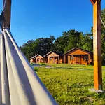 Ranczo Wodnica - Letniskowe, Na Wylacznosc * Ustka