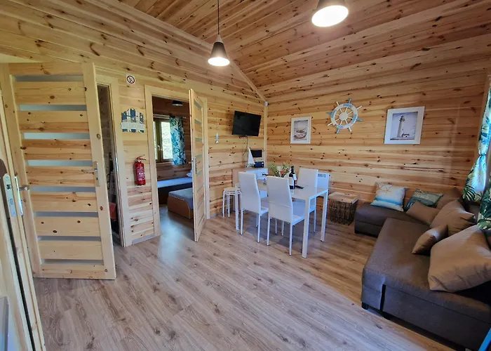 Ranczo Wodnica - Letniskowe, Na Wylacznosc Ustka